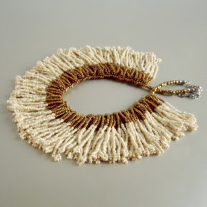The Cream Collar Bib - Image 4