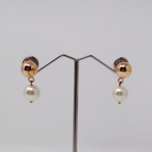 Pearl Jewellery Set by HMJServices