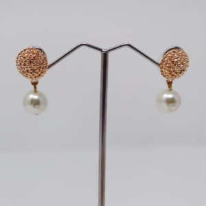 Layered Pearl and Glass Jewellery Set by HMJServices