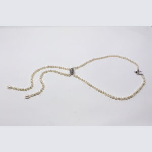 Asymmetrical Cream Pearl Necklace by HMJServices