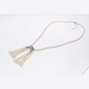 Double Tassel Pearl Necklace - Image 3